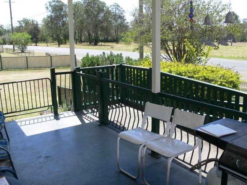 266 Ipswich Street, Esk QLD 4312