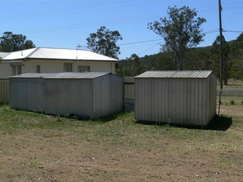 266 Ipswich Street, Esk QLD 4312