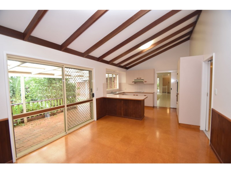 15 Broadfoot Street, Kearneys Spring QLD 4350