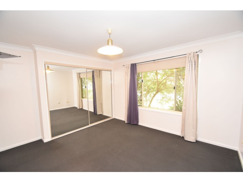 15 Broadfoot Street, Kearneys Spring QLD 4350