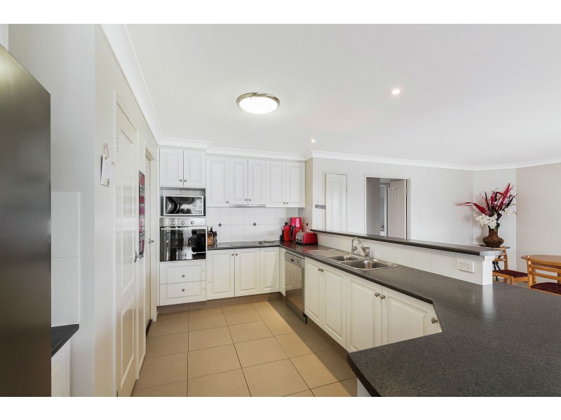 72 Belclaire Drive, Westbrook QLD 4350