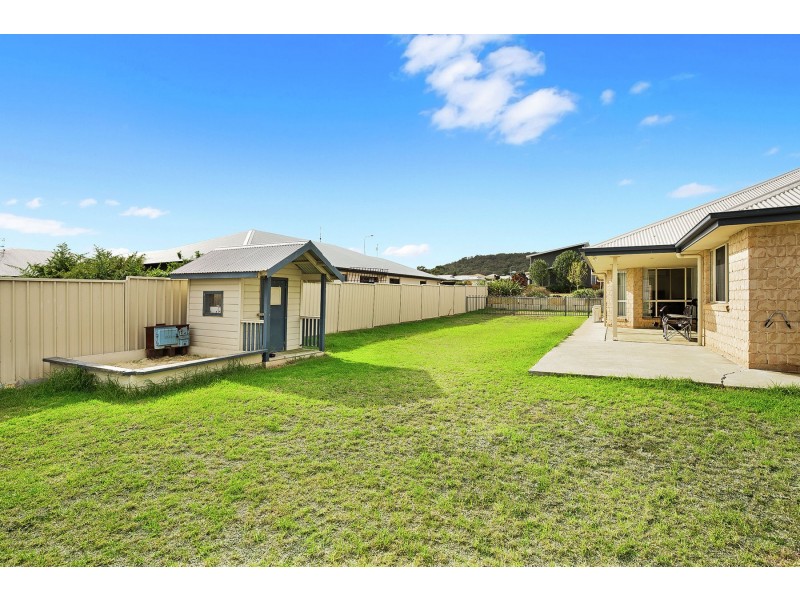 72 Belclaire Drive, Westbrook QLD 4350