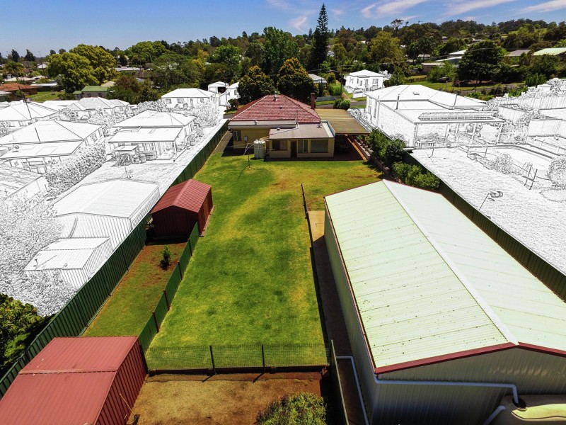 18 Mansford Street, North Toowoomba QLD 4350