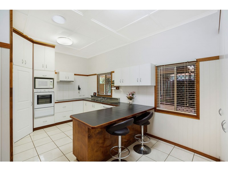 18 Mansford Street, North Toowoomba QLD 4350