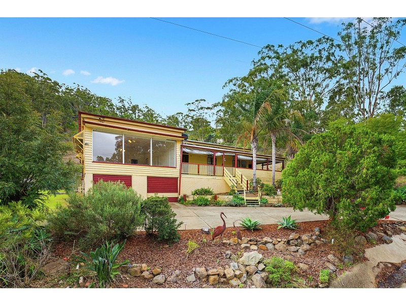 14 Rowland Court, Gowrie Mountain QLD 4350