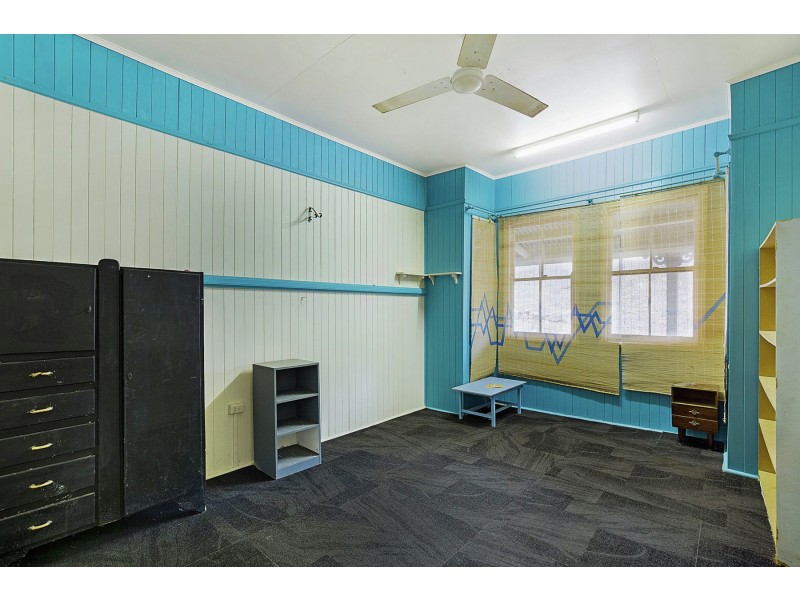 14 Rowland Court, Gowrie Mountain QLD 4350