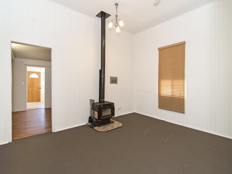 45 Anzac Avenue, Newtown QLD 4350