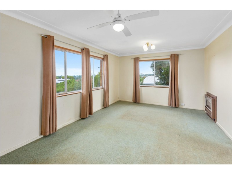 9 Boyd Street, Wilsonton QLD 4350