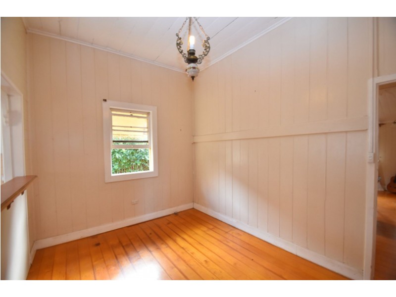 8 Norwood Street, Toowoomba City QLD 4350