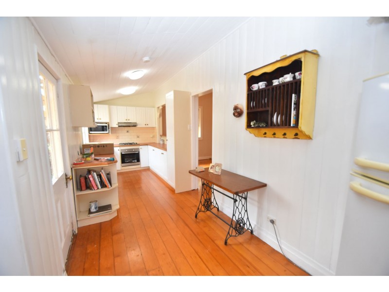 8 Norwood Street, Toowoomba City QLD 4350