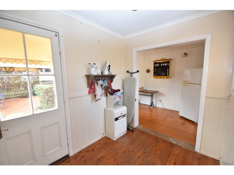 8 Norwood Street, Toowoomba City QLD 4350