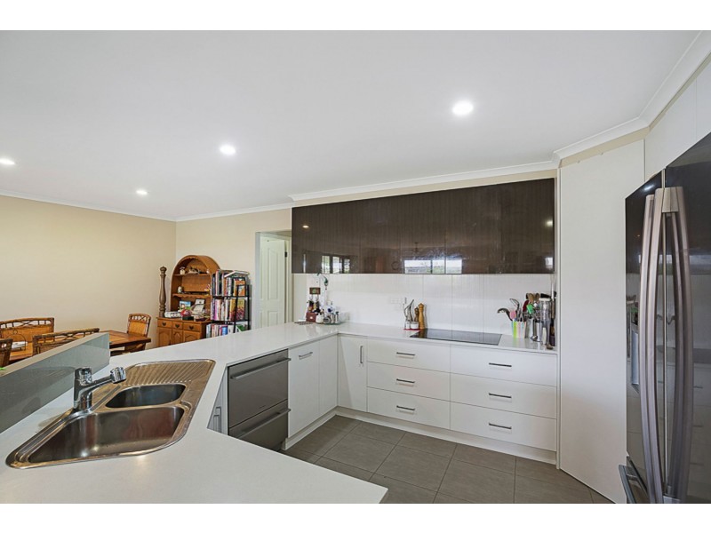 51 Belclaire Drive, Westbrook QLD 4350