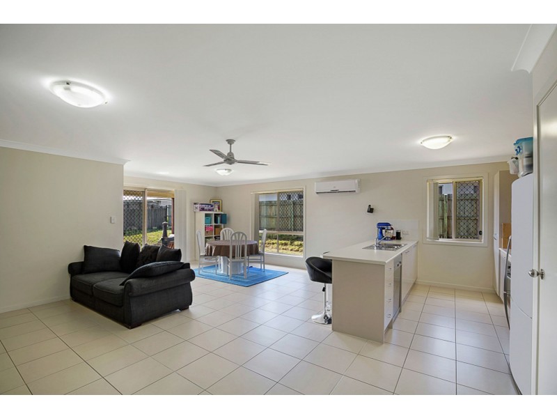 25 McIntosh Street, Westbrook QLD 4350