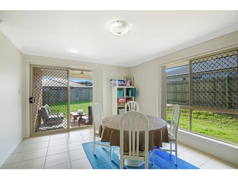 25 McIntosh Street, Westbrook QLD 4350