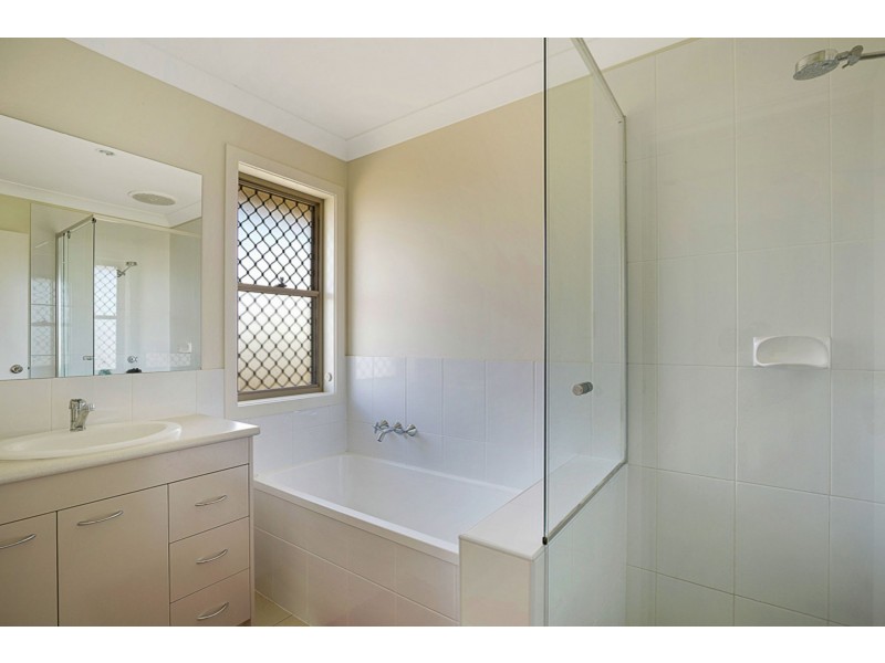 25 McIntosh Street, Westbrook QLD 4350