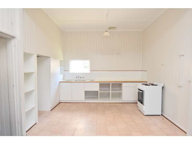 20 Roseberry Street, North Toowoomba QLD 4350