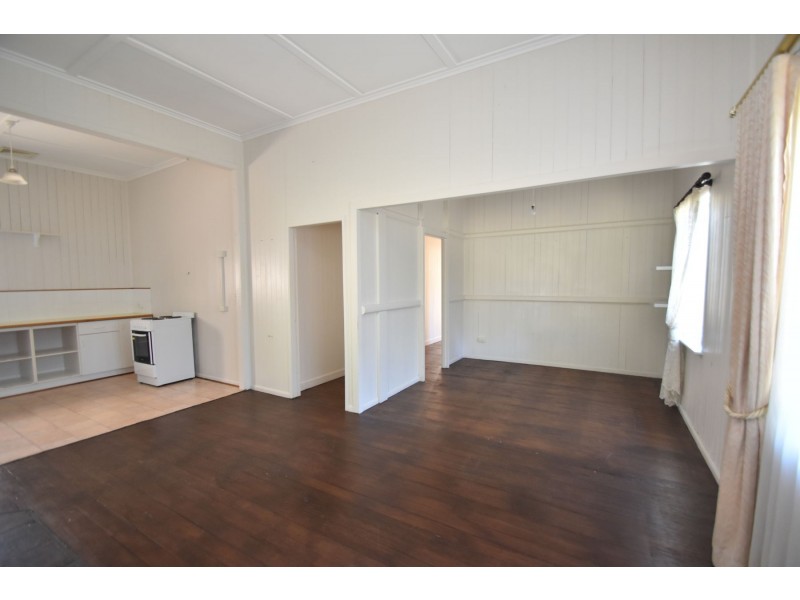 20 Roseberry Street, North Toowoomba QLD 4350