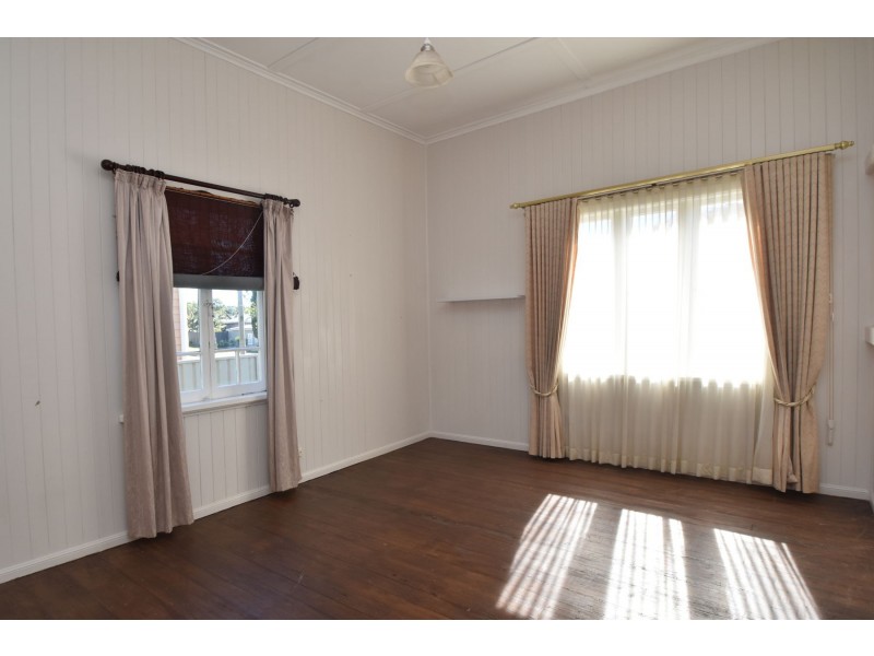 20 Roseberry Street, North Toowoomba QLD 4350