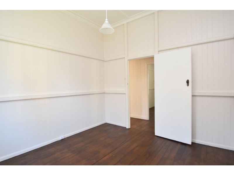 20 Roseberry Street, North Toowoomba QLD 4350