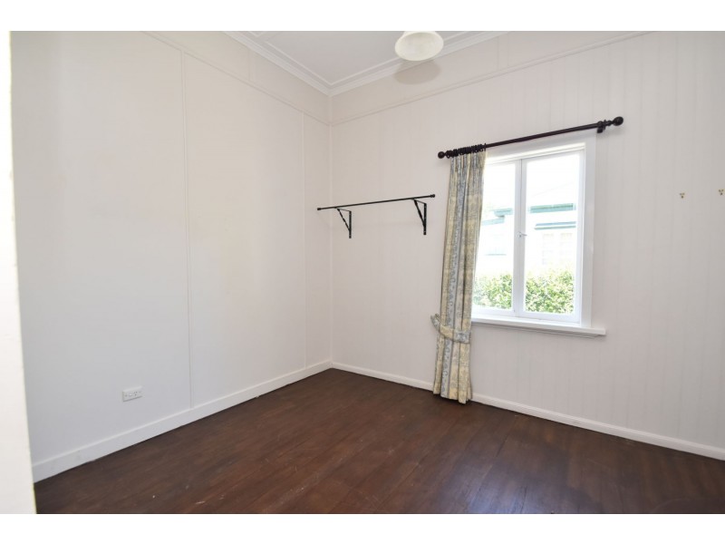 20 Roseberry Street, North Toowoomba QLD 4350