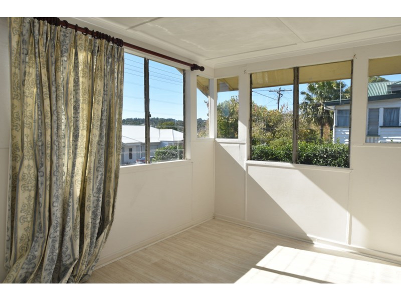 20 Roseberry Street, North Toowoomba QLD 4350
