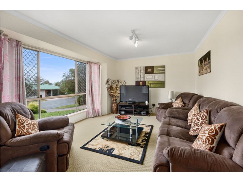10 Poinsettia Court, Middle Ridge QLD 4350