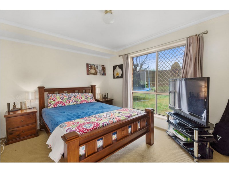 10 Poinsettia Court, Middle Ridge QLD 4350