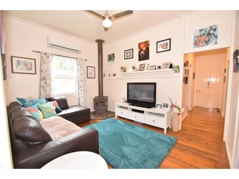 2 Potter Street, South Toowoomba QLD 4350