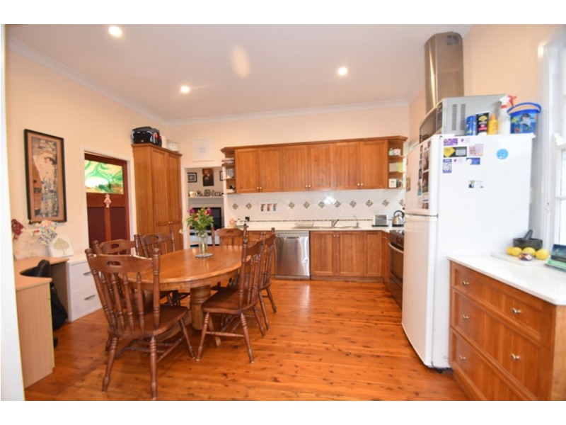 2 Potter Street, South Toowoomba QLD 4350