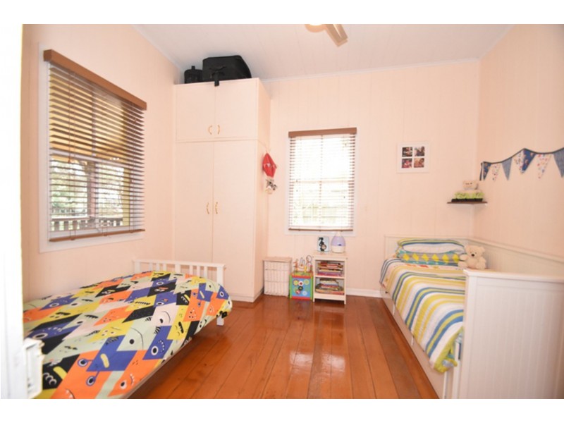 2 Potter Street, South Toowoomba QLD 4350