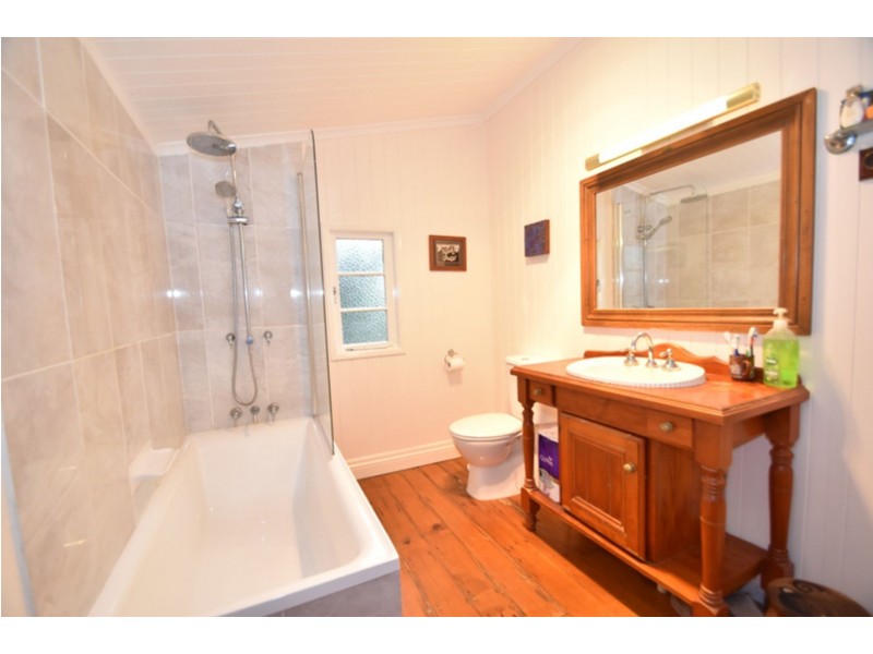 2 Potter Street, South Toowoomba QLD 4350