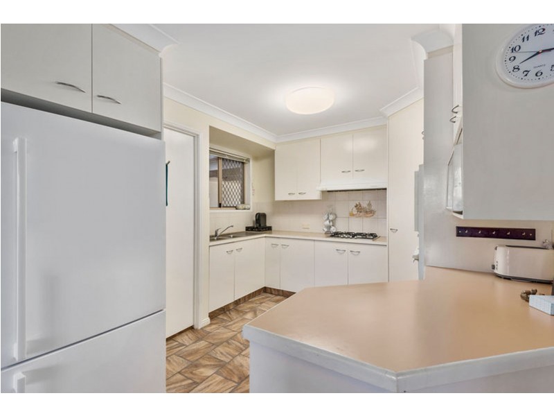 2/4 Araluen Court, Kearneys Spring QLD 4350