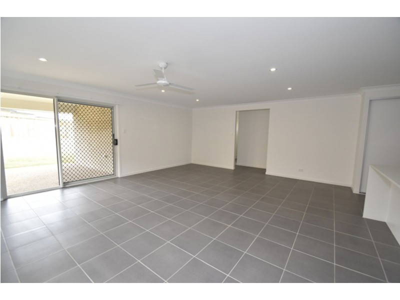 13 Sienna Drive, Glenvale QLD 4350