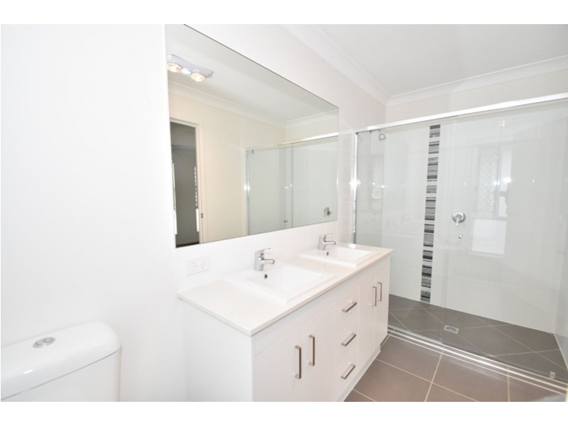 13 Sienna Drive, Glenvale QLD 4350