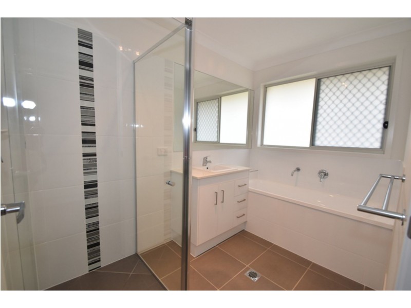 13 Sienna Drive, Glenvale QLD 4350