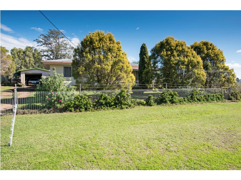 4 Harrow Street, Greenmount QLD 4359