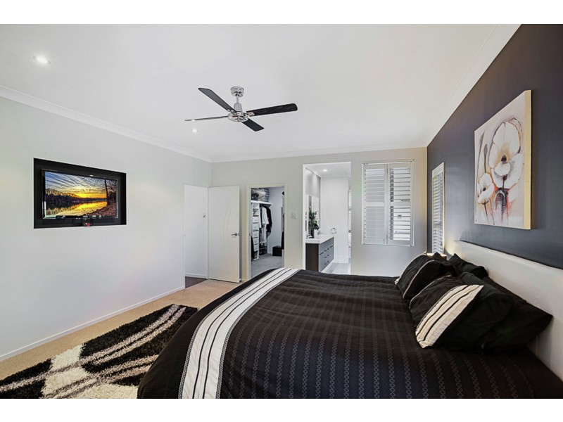 153 Roches Road, Withcott QLD 4352
