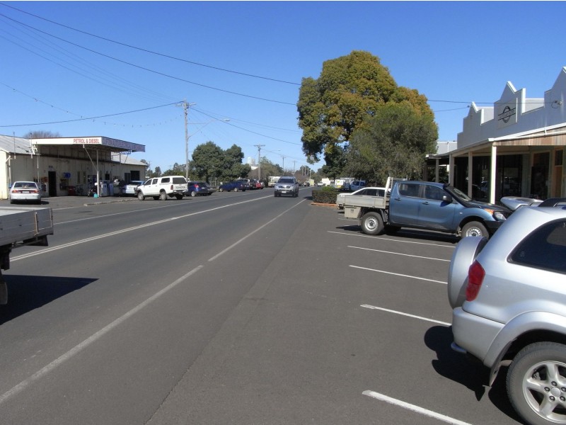 85 King Street, Clifton QLD 4361