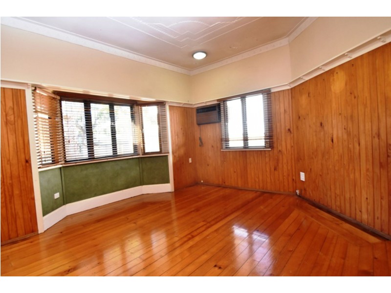 1/299 Hume Street, South Toowoomba QLD 4350