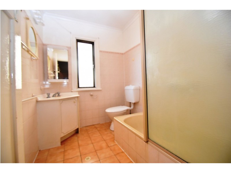 1/299 Hume Street, South Toowoomba QLD 4350