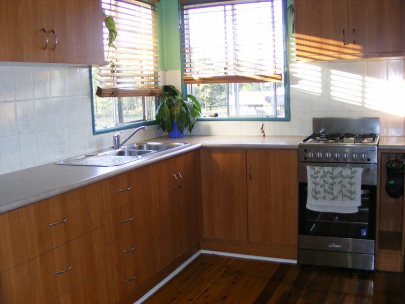 43 Cemetery Road, Murphys Creek QLD 4352