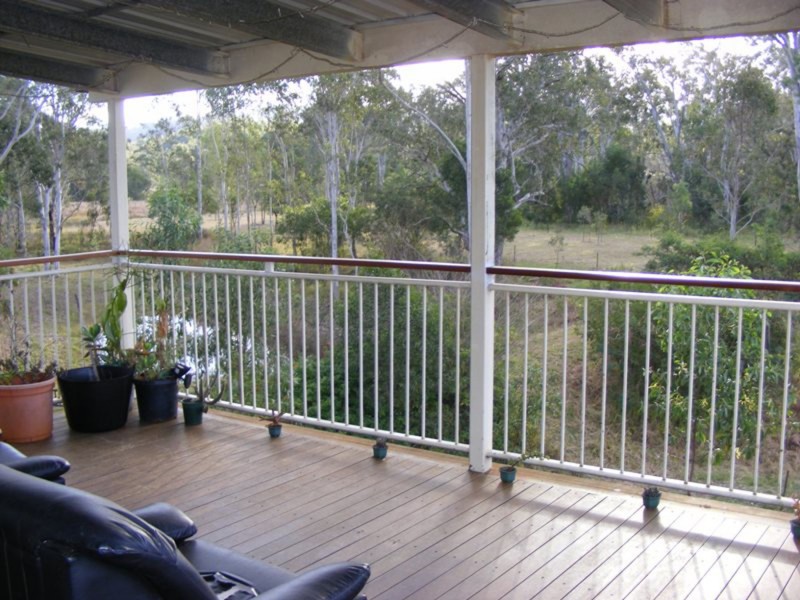 43 Cemetery Road, Murphys Creek QLD 4352