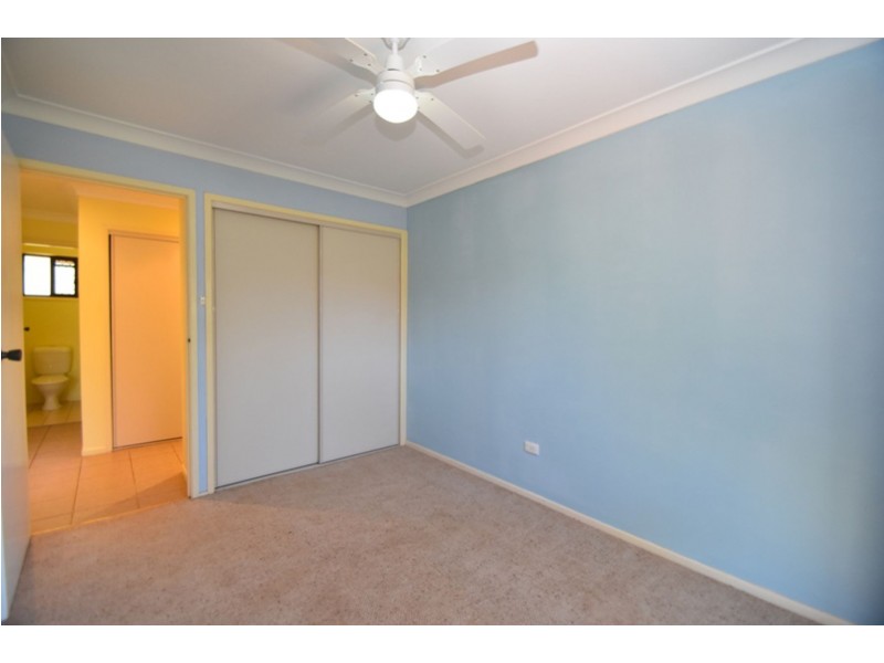 20 Damian Crescent, Kearneys Spring QLD 4350