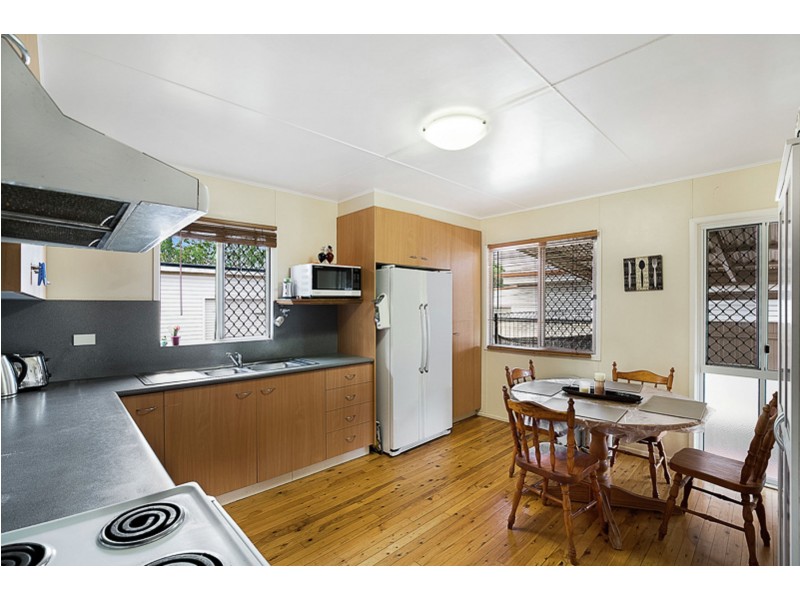 13 Quelch Street, Rockville QLD 4350