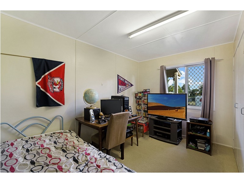 13 Quelch Street, Rockville QLD 4350