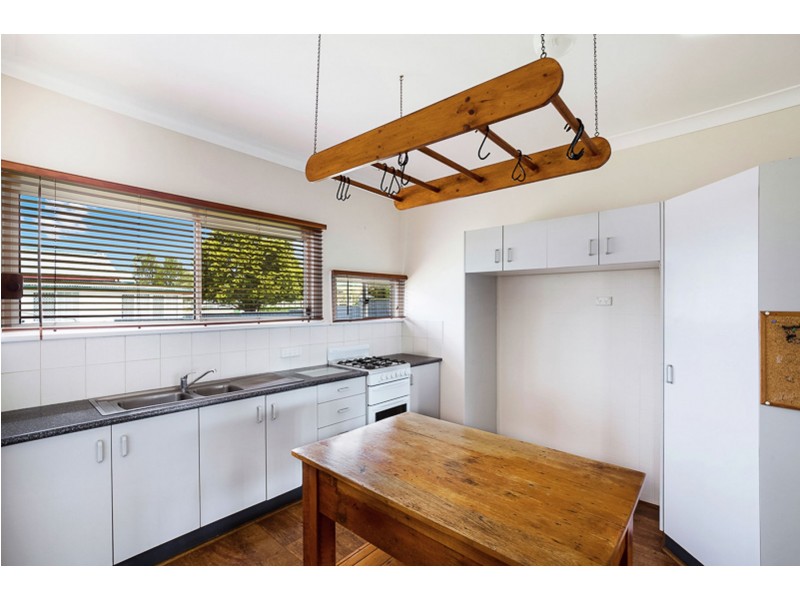 24 Vacy Street, Newtown QLD 4350