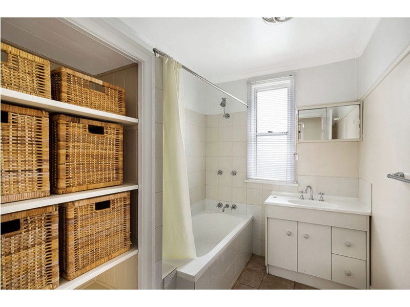 24 Vacy Street, Newtown QLD 4350