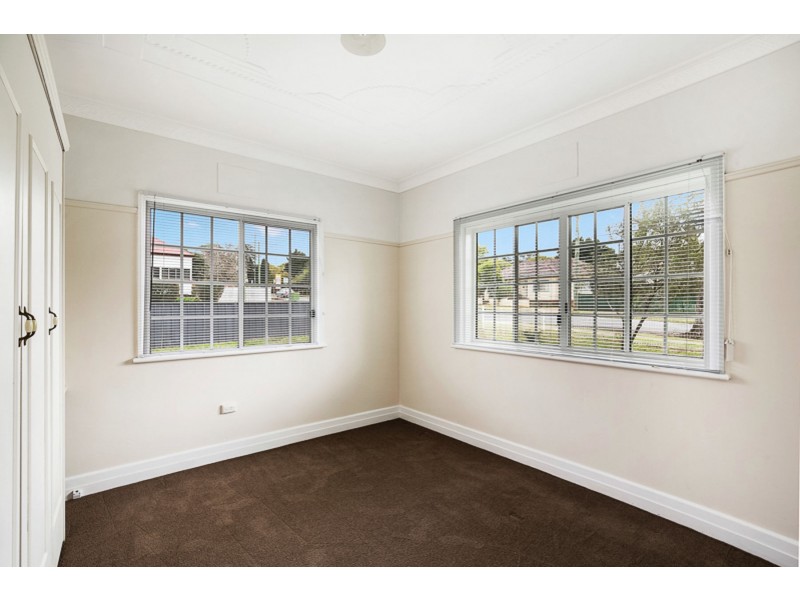 24 Vacy Street, Newtown QLD 4350