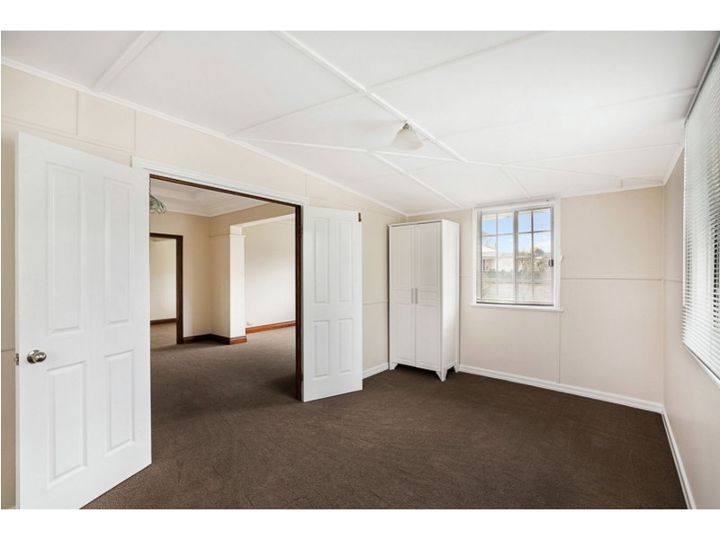 24 Vacy Street, Newtown QLD 4350