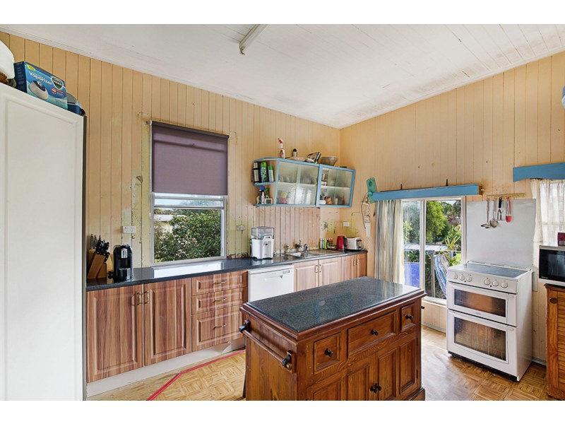 15 Hartwig Street, Goombungee QLD 4354